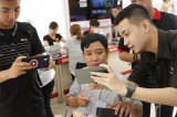 iPhone 11 chính hãng bắt đầu bán ở Việt Nam với giá từ 22 triệu đồng