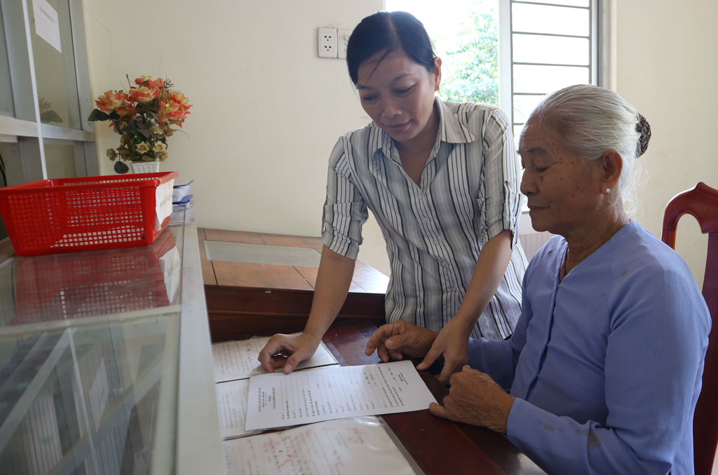 Tại một số địa phương, việc thực hiện kiêm nhiệm đối với các chức danh không chuyên trách cấp xã chưa có sự đồng nhất