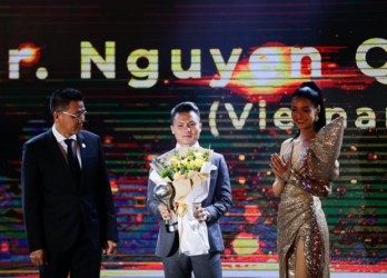 Vietnamese sports stars win big at AFF Awards 2019