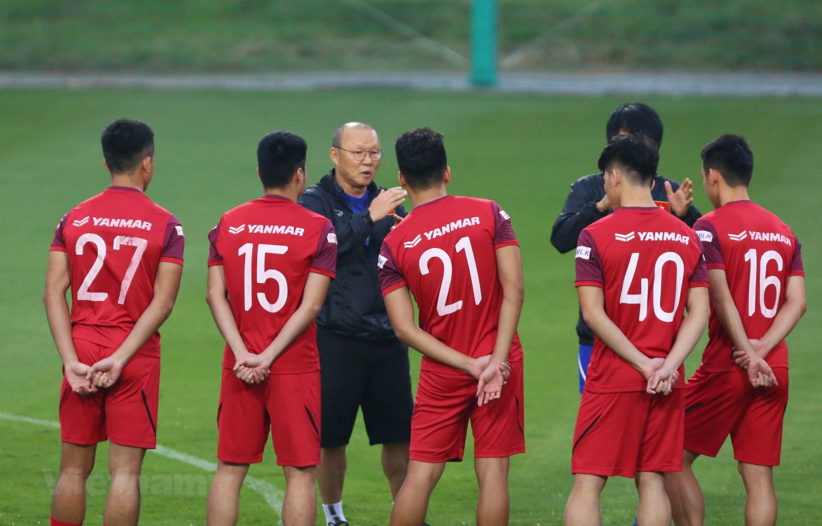 Tin vui bóng đá Việt Nam “Huấn luyện viên Park Hang Seo khỏi Covid-19”