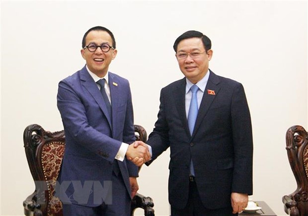Phó Thủ tướng Vương Đình Huệ tiếp ông Richard Li, Người sáng lập, Chủ tịch Tập đoàn Pacific Century. (Ảnh: Nguyễn Dân/TTXVN)