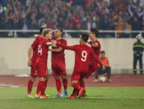 Thắng thuyết phục UAE, ĐT Việt Nam vượt qua Thái Lan, dẫn đầu bảng G