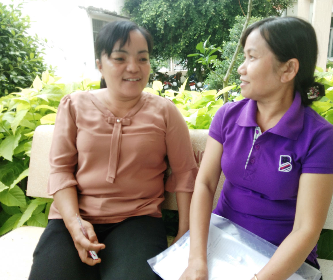 Chị Cao Thị Hồng Mỹ, ngụ ấp 1, xã Phước Tuy, huyện Cần Đước thường xuyên được tuyên truyền về các biện pháp kế hoạch hóa gia đình