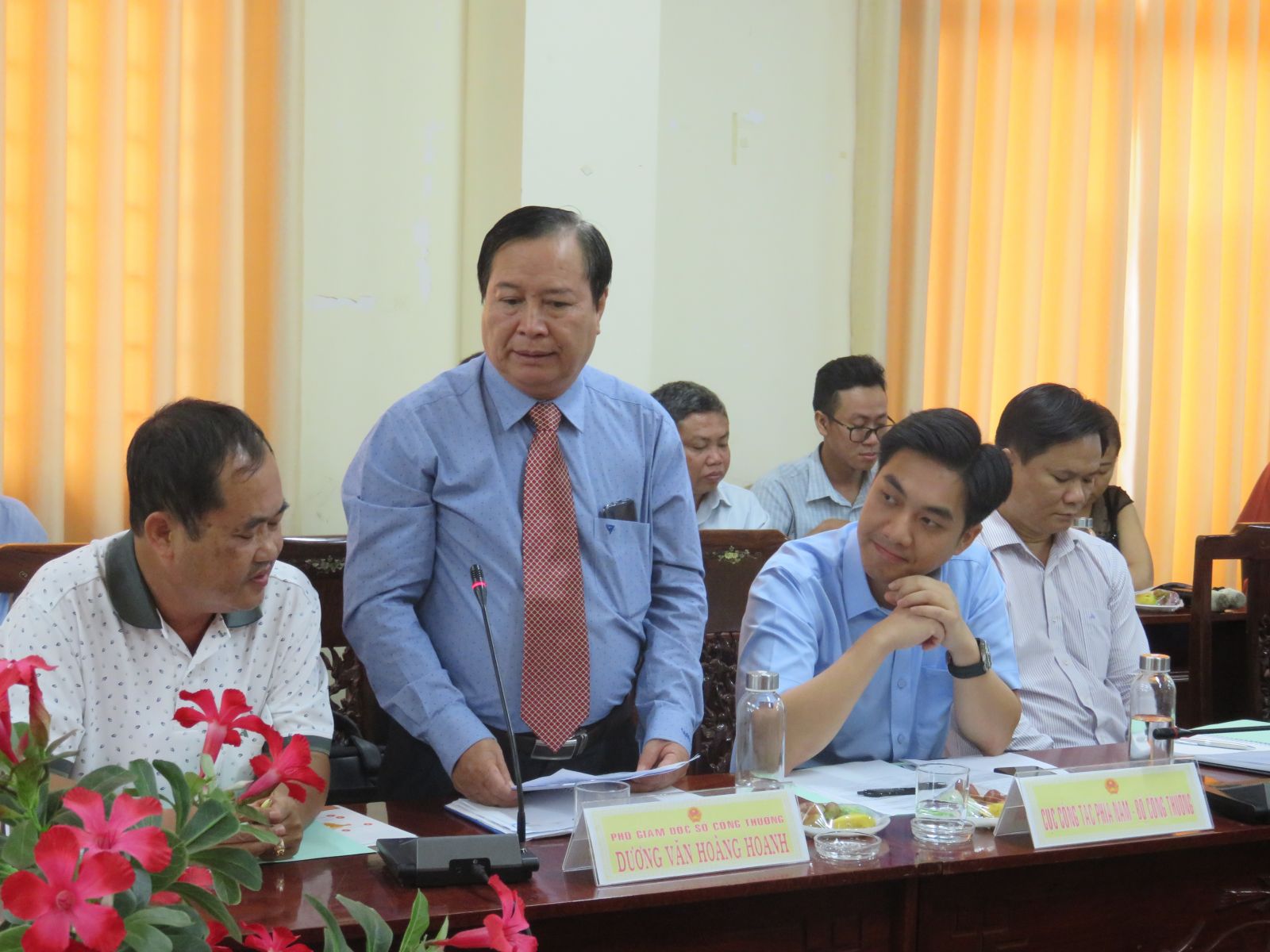 Long An connects agricultural goods consumption with Chinese enterprises Deputy Director of Department of Industry and Trade - Duong Van Hoang Hoanh informed that Long An had many typical agricultural products such as rice, dragon fruit, seedless lemon and many other processed products