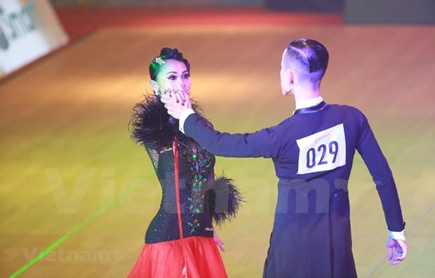SEA Games 30: Vietnam bag three gold medals The second gold medal was won by Nguyen Duc Hoa and Nguyen Thi Hai Yen in dancesport’s quickstep (Photo: VietnamPlus)