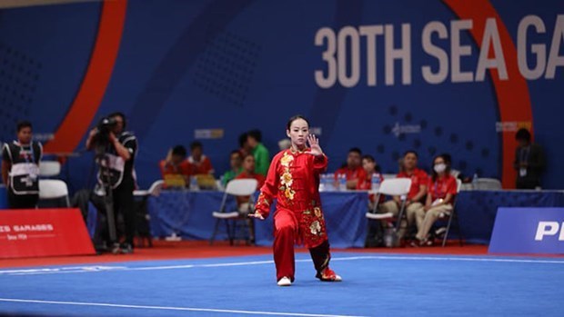 SEA Games 30: Vietnam bag three gold medals Wushu artist Tran Thi Minh Huyen (Photo: VNA)