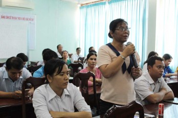 Công an huyện Đức Huệ đối thoại trực tiếp với nhân dân về thủ tục hành chính