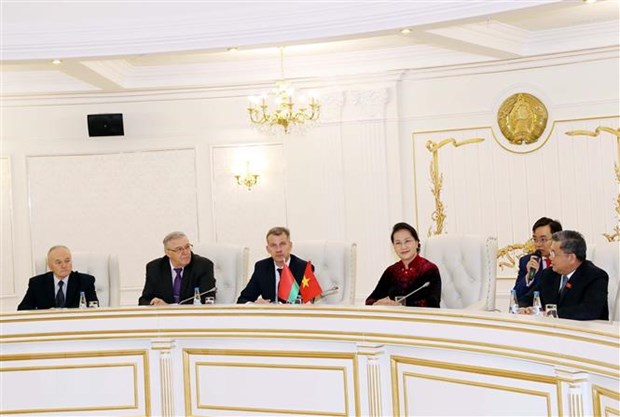 Chủ tịch Quốc hội hội đàm với lãnh đạo Đảng Cộng sản Belarus Chủ tịch Quốc hội Nguyễn Thị Kim Ngân tiếp Ban lãnh đạo Đảng Cộng sản Balarus. (Ảnh: Trọng Đức/TTXVN)