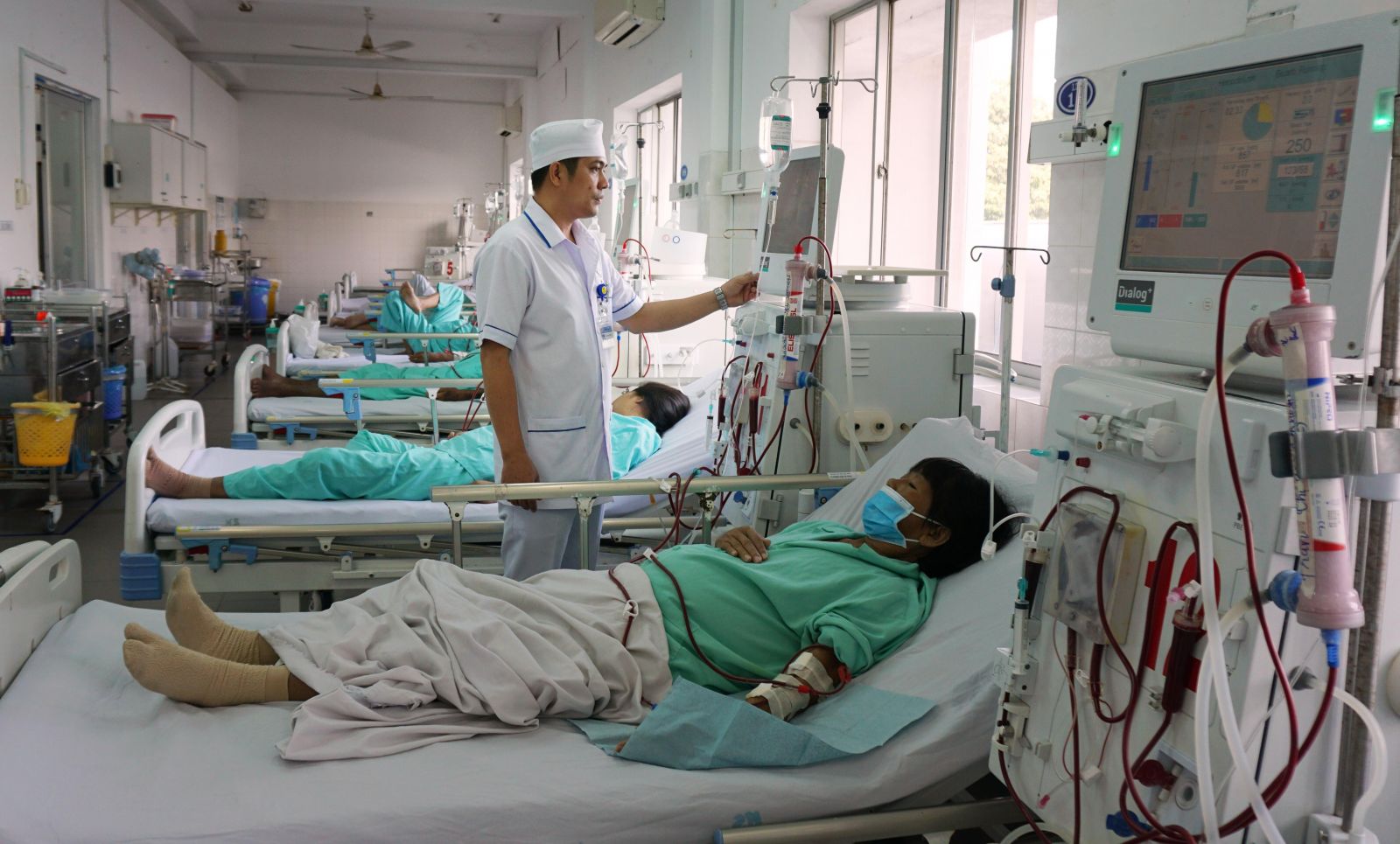 Long An General Hospital: Annual scientific conference organized Scientific research is an indispensable task in medicine to improve the quality of medical examination and treatment