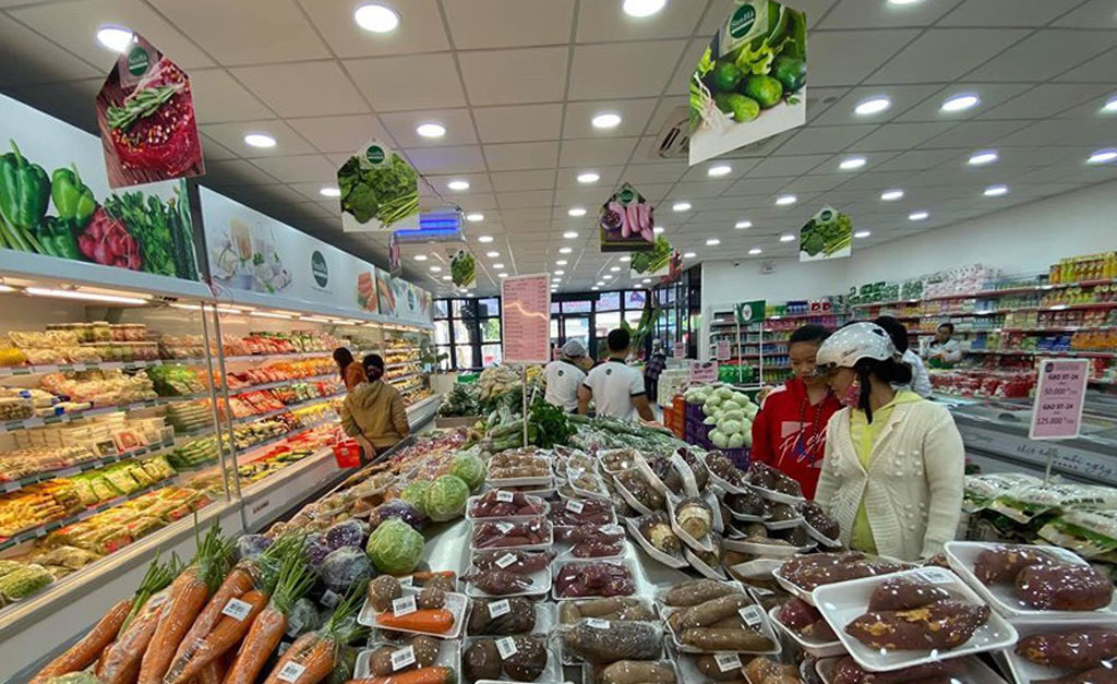 Long An: Năm 2019, tổng mức bán lẻ hàng hóa và doanh thu dịch vụ đạt gần 90.000 tỉ đồng Tổng mức bán lẻ hàng hóa và doanh thu dịch vụ năm 2019 trên địa bàn tỉnh đạt gần 90.000 tỉ đồng