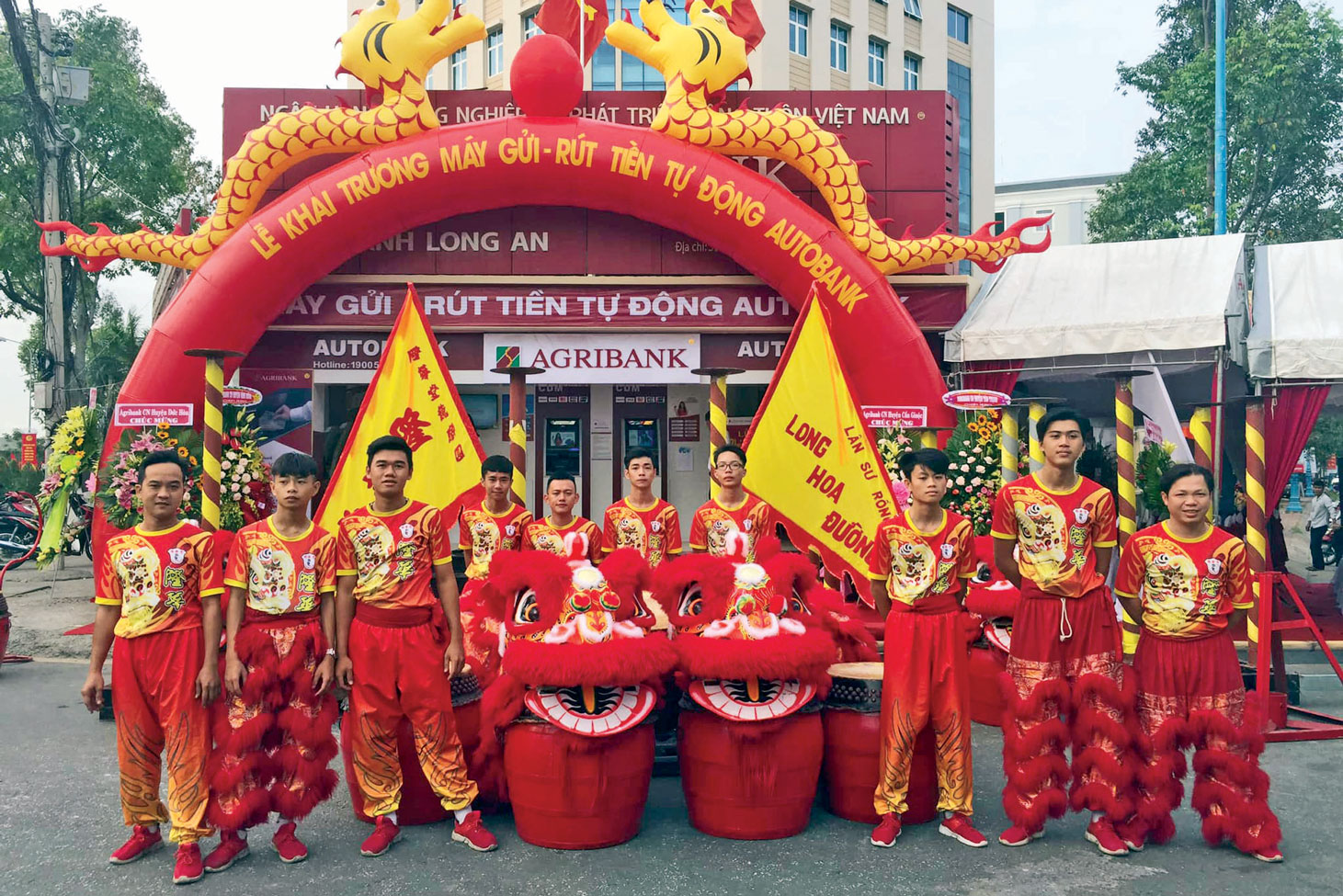 Ngày nay, múa lân, sư, rồng không chỉ phổ biến vào các dịp Tết Nguyên đán, Trung thu mà còn xuất hiện ở các sự kiện khai trương, động thổ, tân gia,…