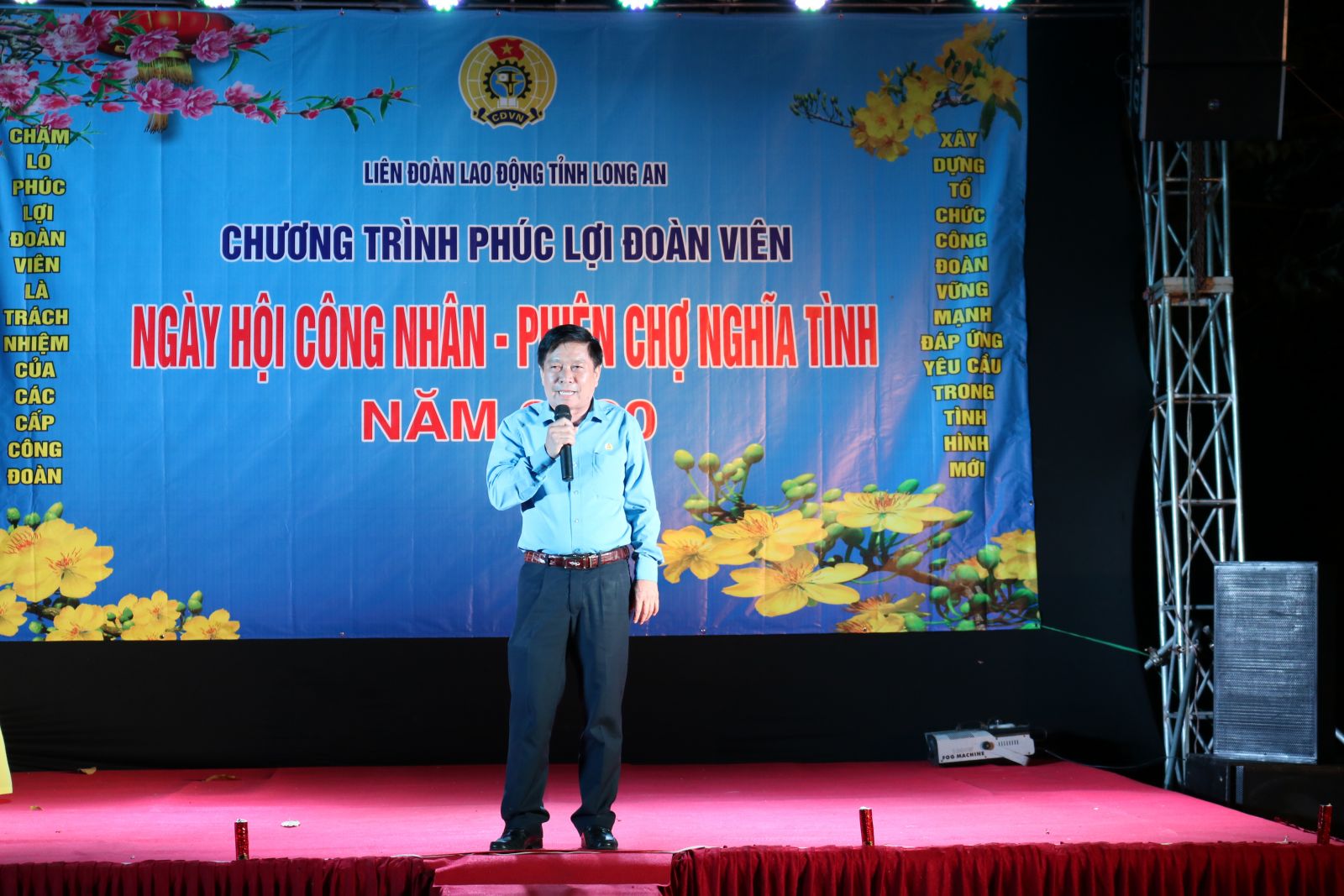 Workers' Festival – Sentiment-sharing Fair opened Chairman of the provincial Labor Federation - Nguyen Van Qui speaks at the opening ceremony