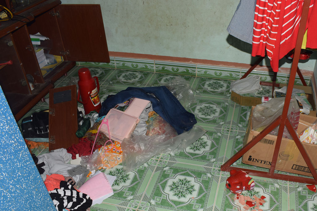  Hiện trường một vụ trộm đột nhập, tên trộm lục soát tài sản trong nhà một người dân ở huyện Châu Thành