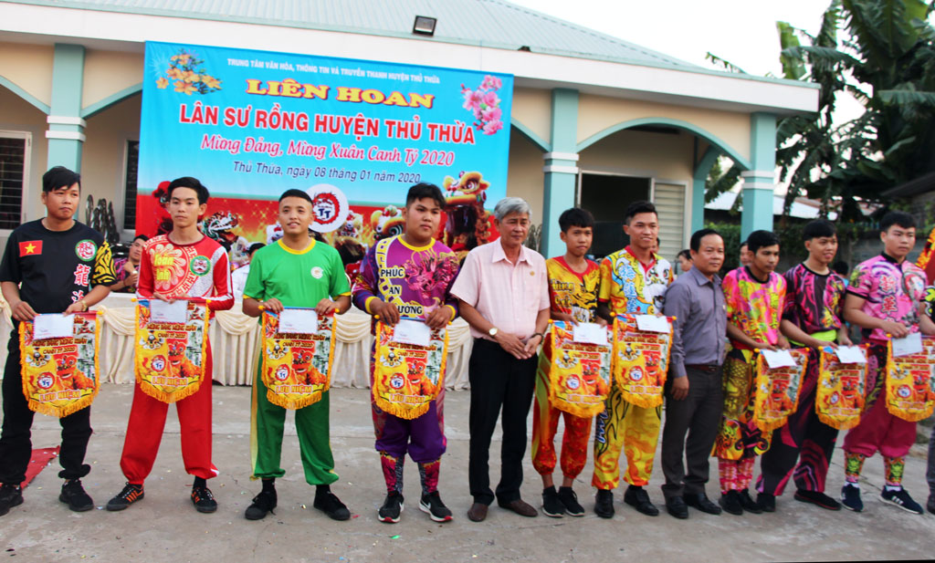 Thủ Thừa: Khai mạc Liên hoan Lân Sư Rồng lần VII - 2020