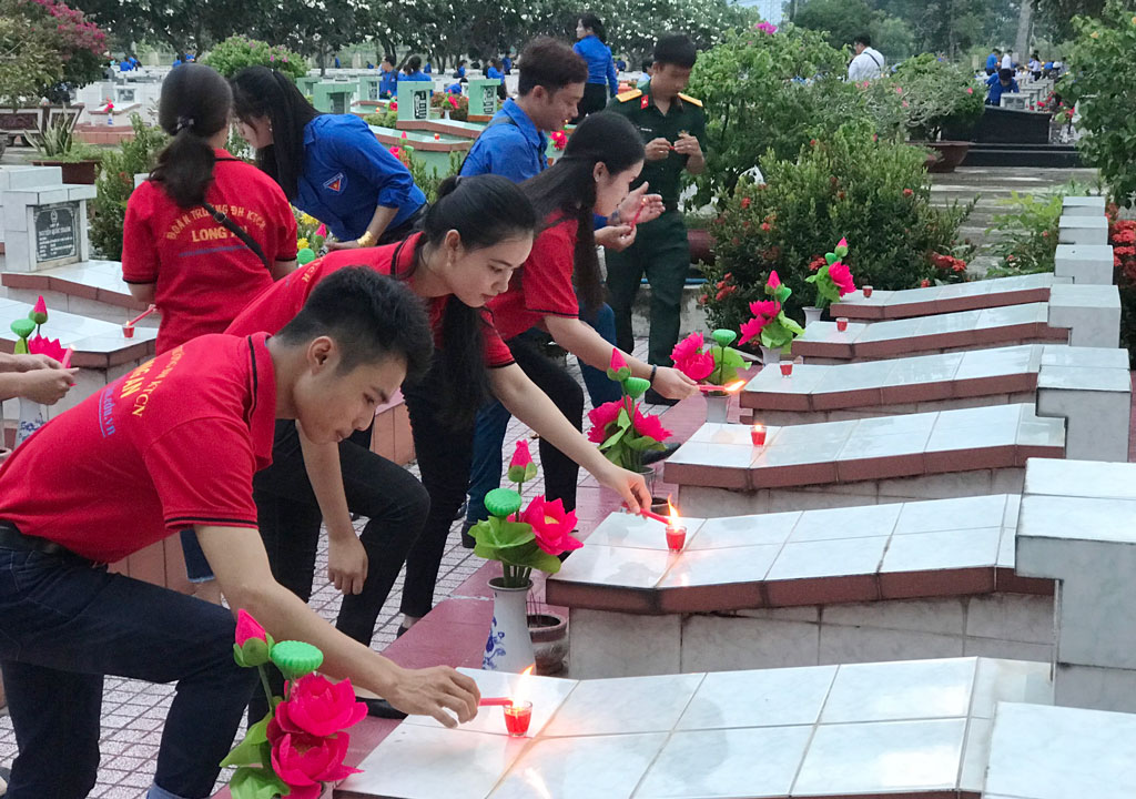 Học sinh, sinh viên ngày càng tự tin, năng động