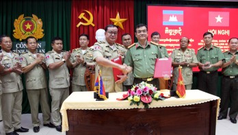 Công an Long An và Ty Công an Svay Rieng hợp tác giữ vững an ninh, trật tự biên giới
