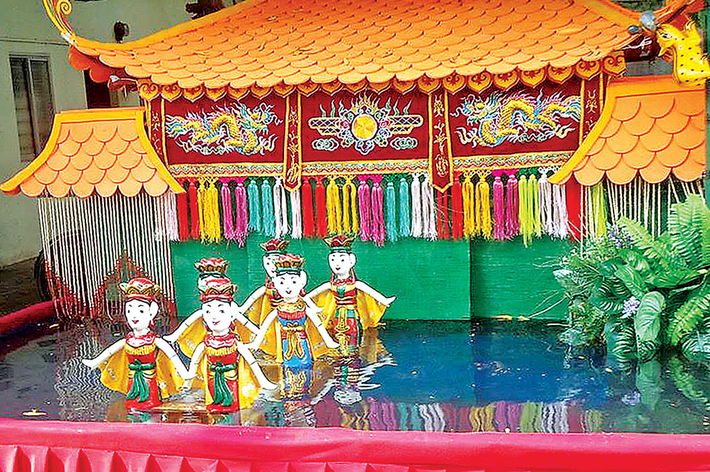 Nghệ nhân Phùng Quang Oánh - Một đời tâm huyết với tạo hình rối nước