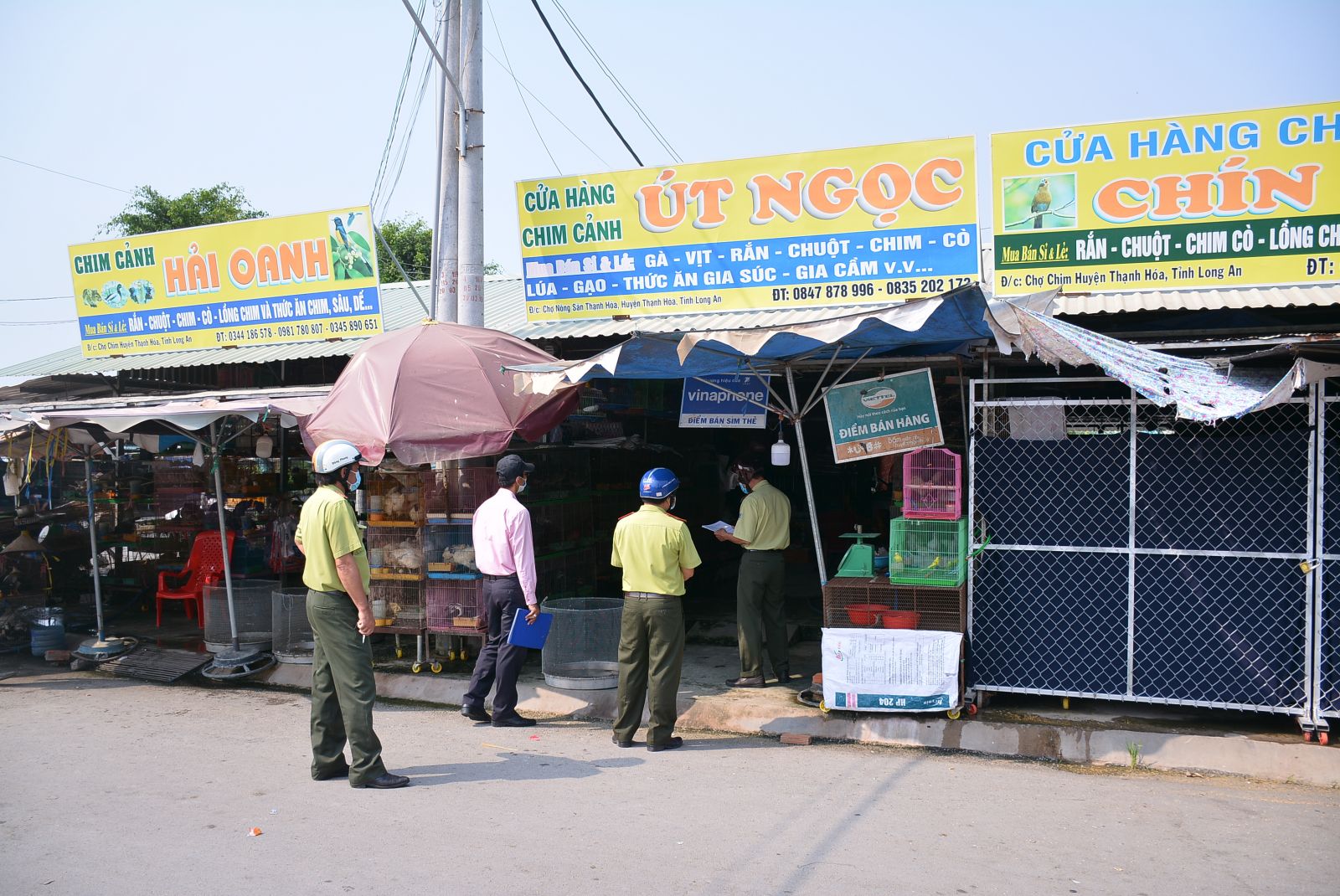 Đoàn kiểm tra liên ngành huyện Thạnh Hóa tiến hành kiểm tra liên tục 2 lần/ngày đối với các hộ kinh doanh động vật hoang dã trong thời gian qua