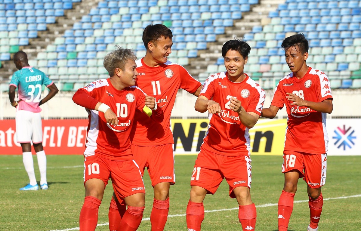 Công Phượng ăn mừng khi ghi bàn thắng đầu tiên cho Thành phố Hồ Chí Minh ở AFC Cup 2020. (Ảnh: AFC)