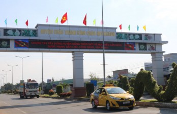 Chau Thanh district recognized to meet new-style rural standards