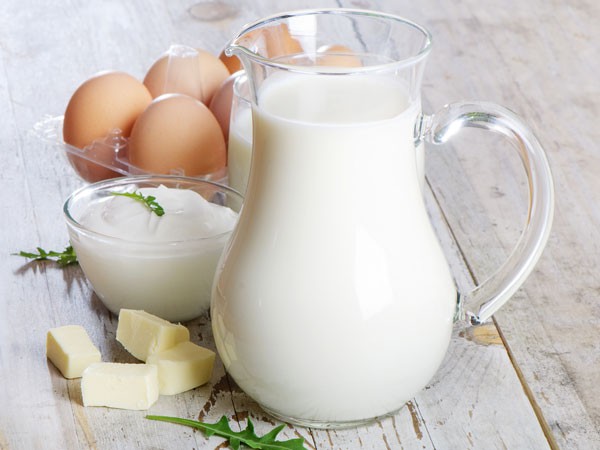 Các sản phẩm từ sữa: Chuyên gia khuyến cáo người mắc bệnh tiểu đường nên sử dụng các sản phẩm sữa ít béo mỗi ngày vì chúng cung cấp nhiều protein, khoáng chất và canxi.