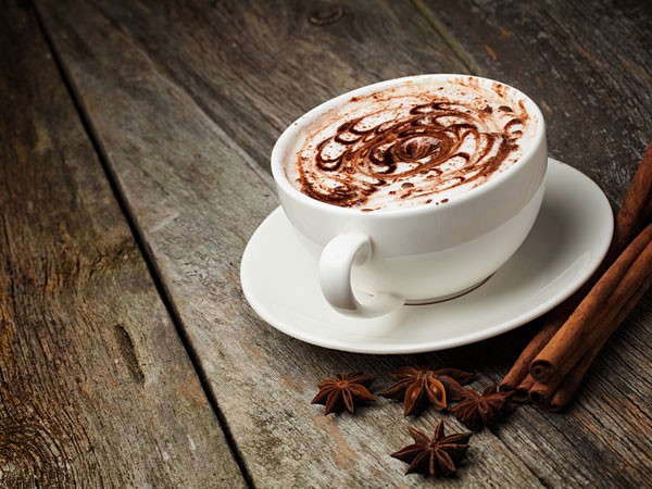 Đồ uống: Trà hoặc cà phê không ngọt pha với sữa ít béo rất tốt cho người mắc bệnh tiểu đường. Nên tuyệt đối tránh xa các loại nước ngọt có ga.