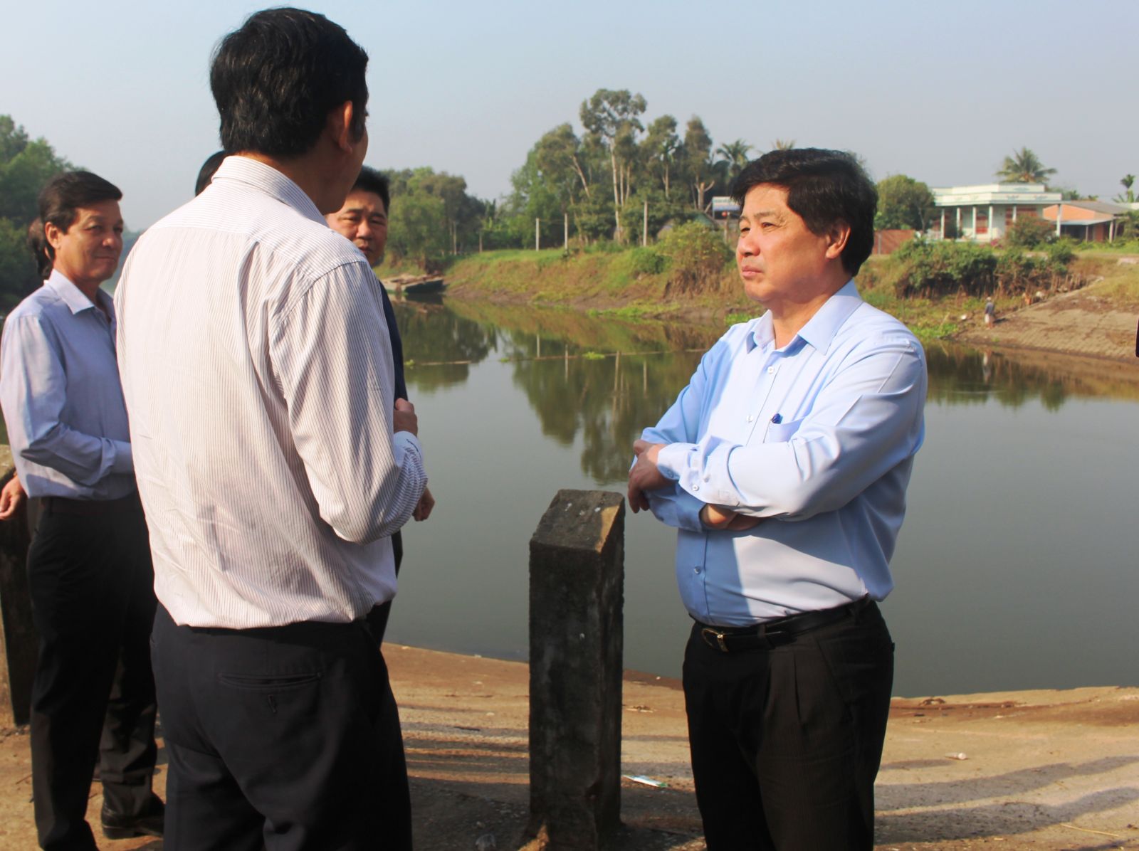 Deputy Minister of Agriculture and Rural Development - Le Quoc Doanh highly appreciated the initiative in preventing and fighting against drought and salinity in Long An
