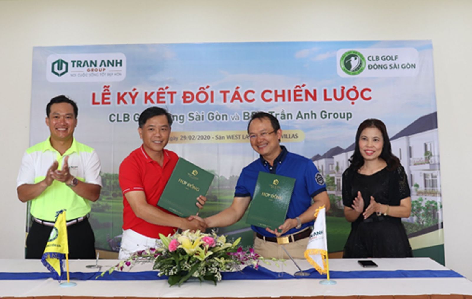 Đại diện Câu lạc bộ golf Đông Sài Gòn và Tran Anh Group ký kết hợp tác chiến lược
