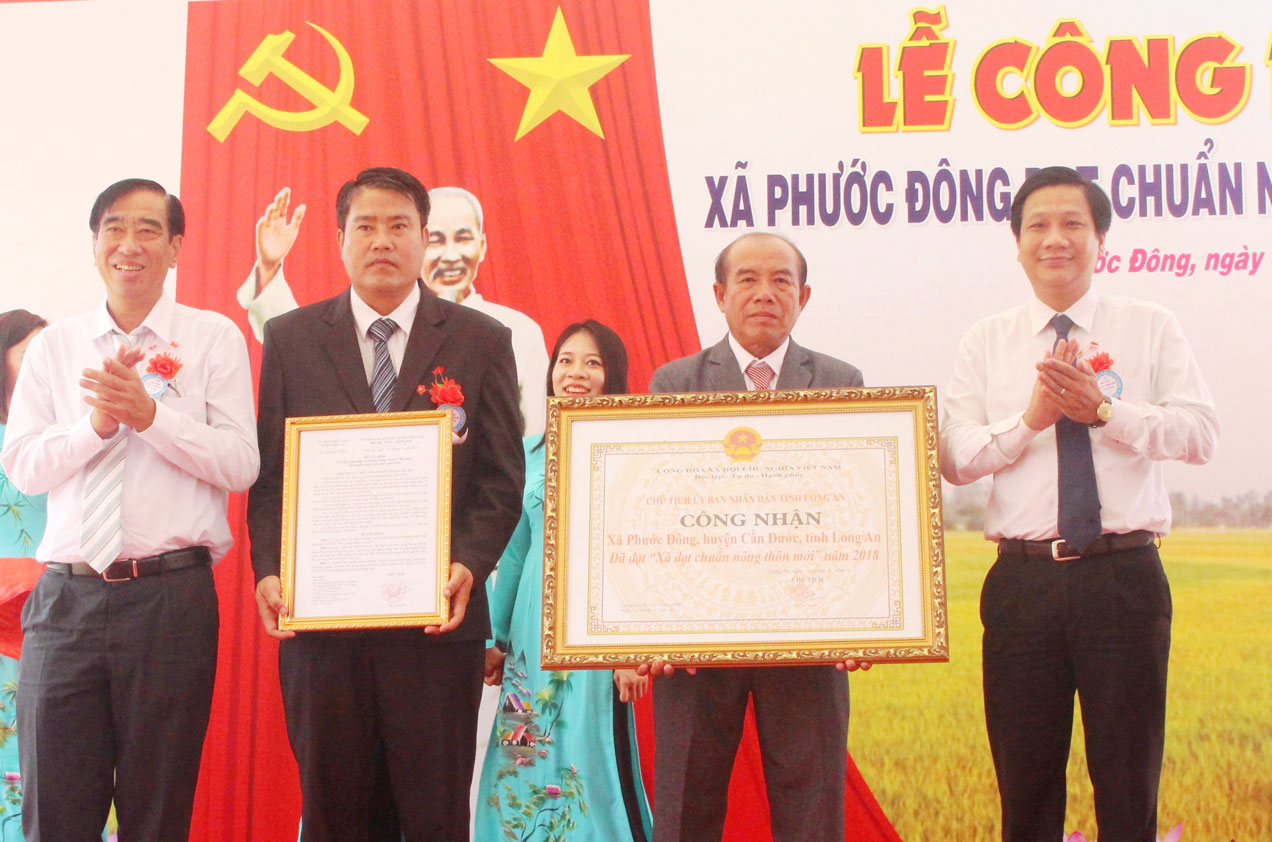 Phước Đông đón nhận danh hiệu xã đạt chuẩn nông thôn mới