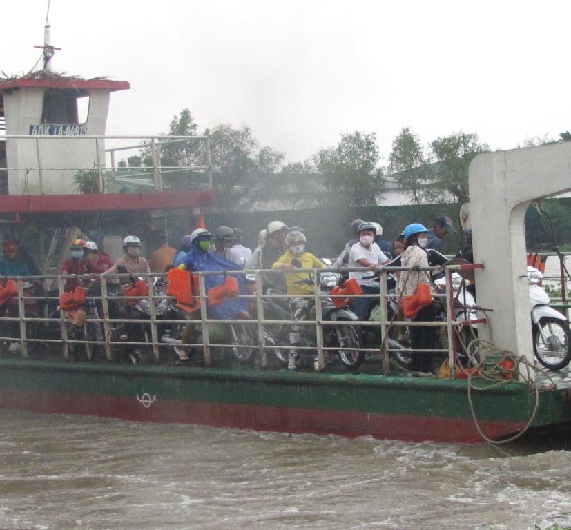 Dịch vụ vận chuyển hành khách không thuộc dạng tạm ngưng hoạt động, phải thực hiện nghiêm các biện pháp phòng, chống dịch Covid-19