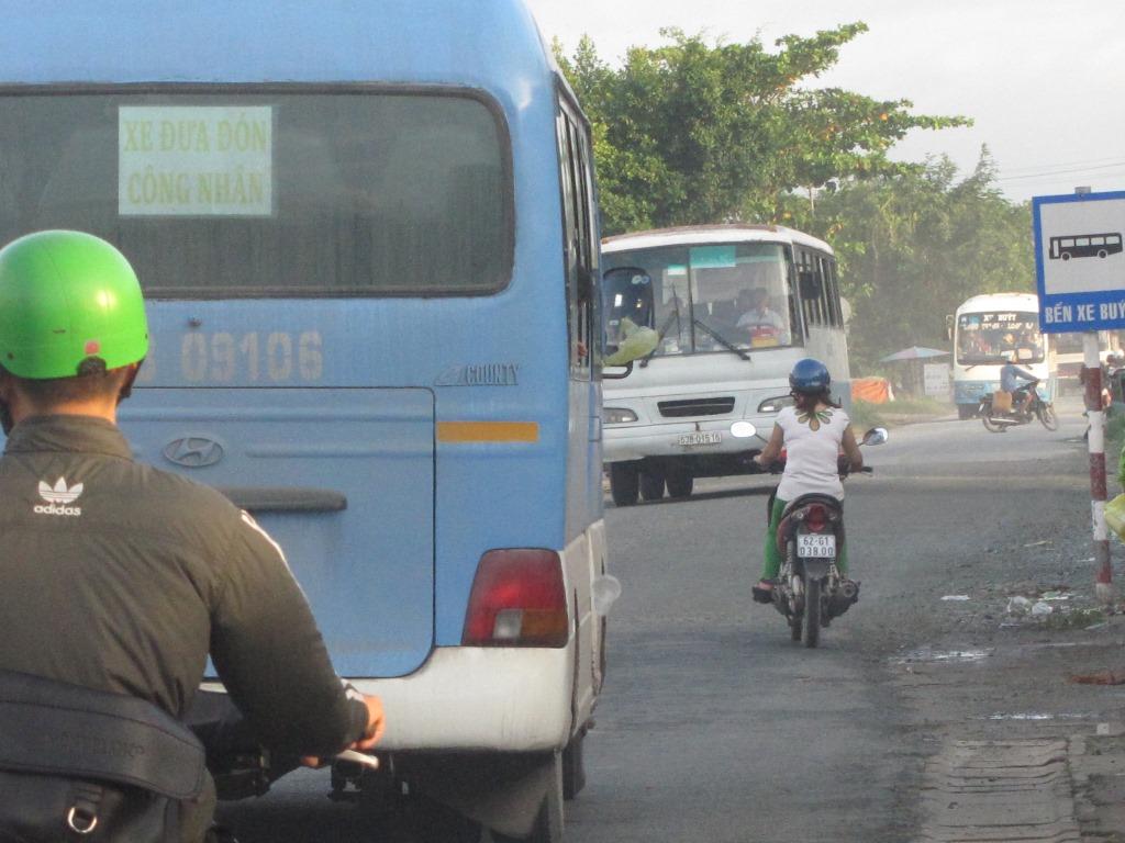 Dịch vụ vận chuyển hành khách không thuộc dạng tạm ngưng hoạt động, phải thực hiện nghiêm các biện pháp phòng, chống dịch Covid-19