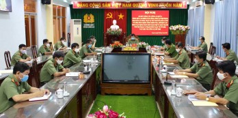 Tập trung chống dịch Covid-19 nhưng không sao nhãng công tác công an