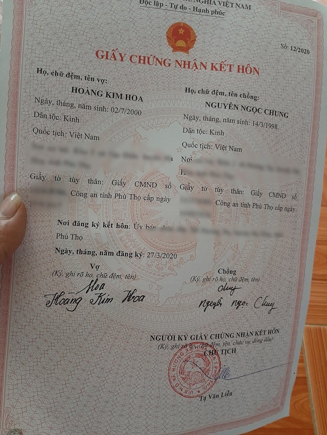 Cặp đôi Phú Thọ kết hôn sau 18 ngày nói chuyện qua mạng Ngọc Chung và Kim Hoa đã đăng ký kết hôn và đang chờ ngày làm đám cưới