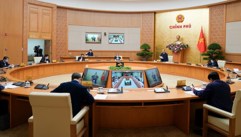 Thủ tướng: Phải hỗ trợ người dân gặp khó khăn do đại dịch Covid-19 Thủ tướng Nguyễn Xuân Phúc chủ trì phiên họp