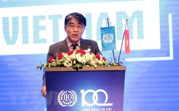 ILO Vietnam willing to help Vietnamese gov’t, employers, workers ILO Country Director in Vietnam Chang-Hee Lee (Photo: VNA)