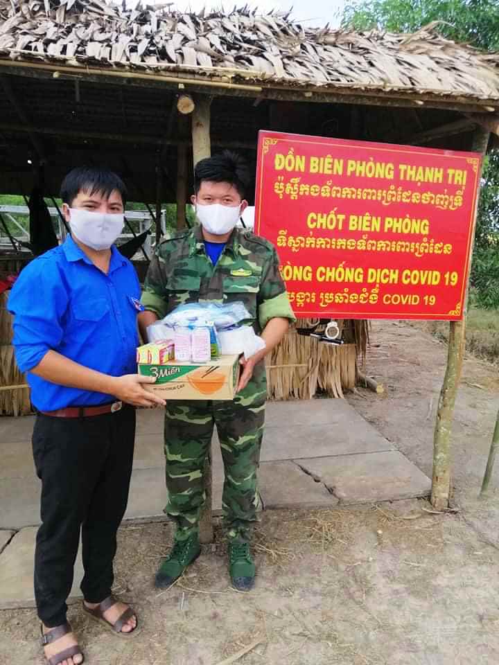 Khi cả hệ thống chính trị cùng vào cuộc chống dịch Covid-19