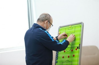 Coach Park sets new tactics for national team