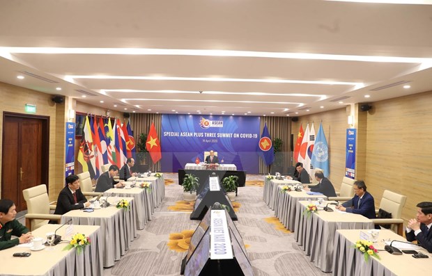 PM Nguyen Xuan Phuc chairs the online Special ASEAN+3 Summit on COVID-19 on April 14. (Photo: VNA)