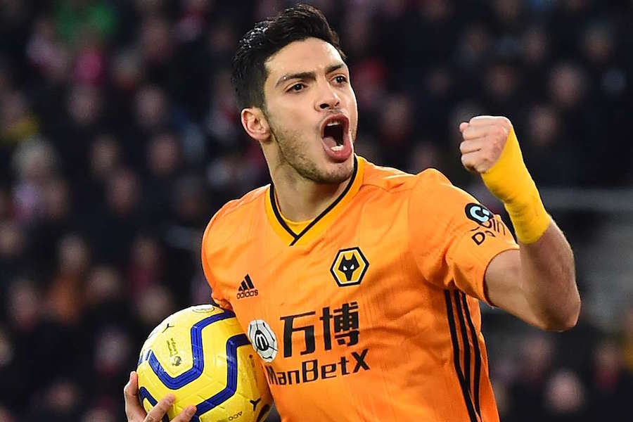 Mourinho muốn có sự phục vụ của Raul Jimenez