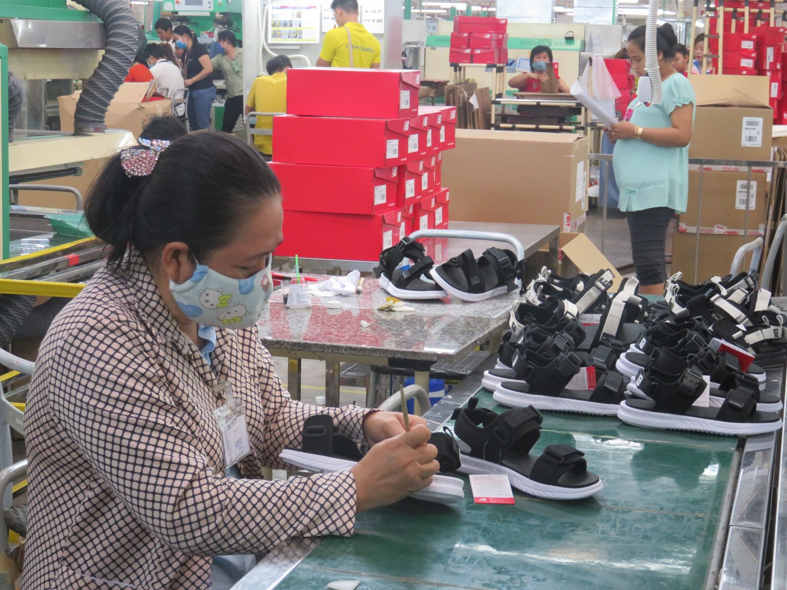 Long An commits to accompany businesses affected by Covid-19 epidemic Long An has about 8,200 enterprises with a tax payment extension