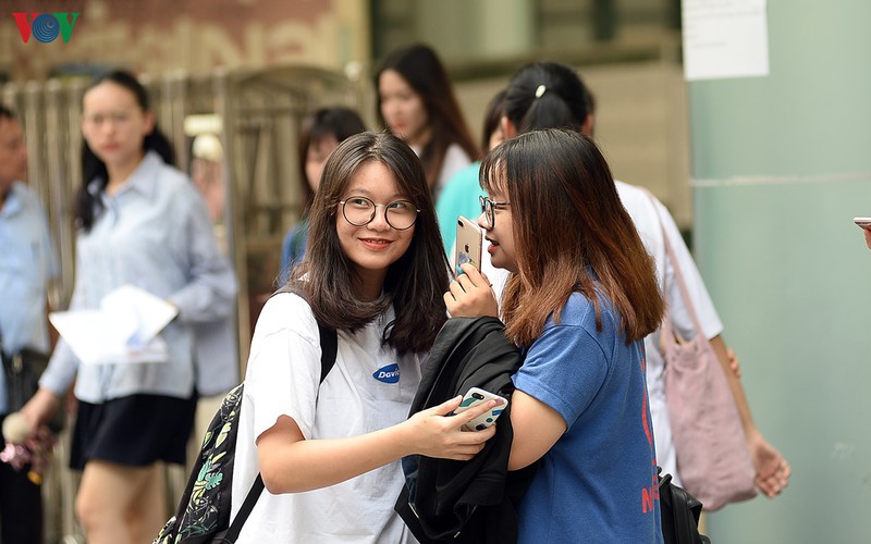 Bộ GDĐT: “Thí sinh không phải lo đi rút nộp hồ sơ tại nhiều trường ĐH“