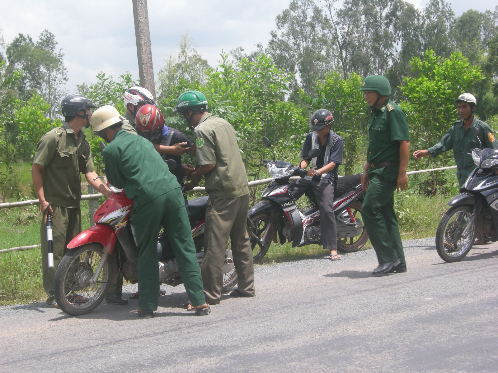 Diễn tập mô hình Tiếng kẻng vùng biên truy bắt tội phạm trên biên giới