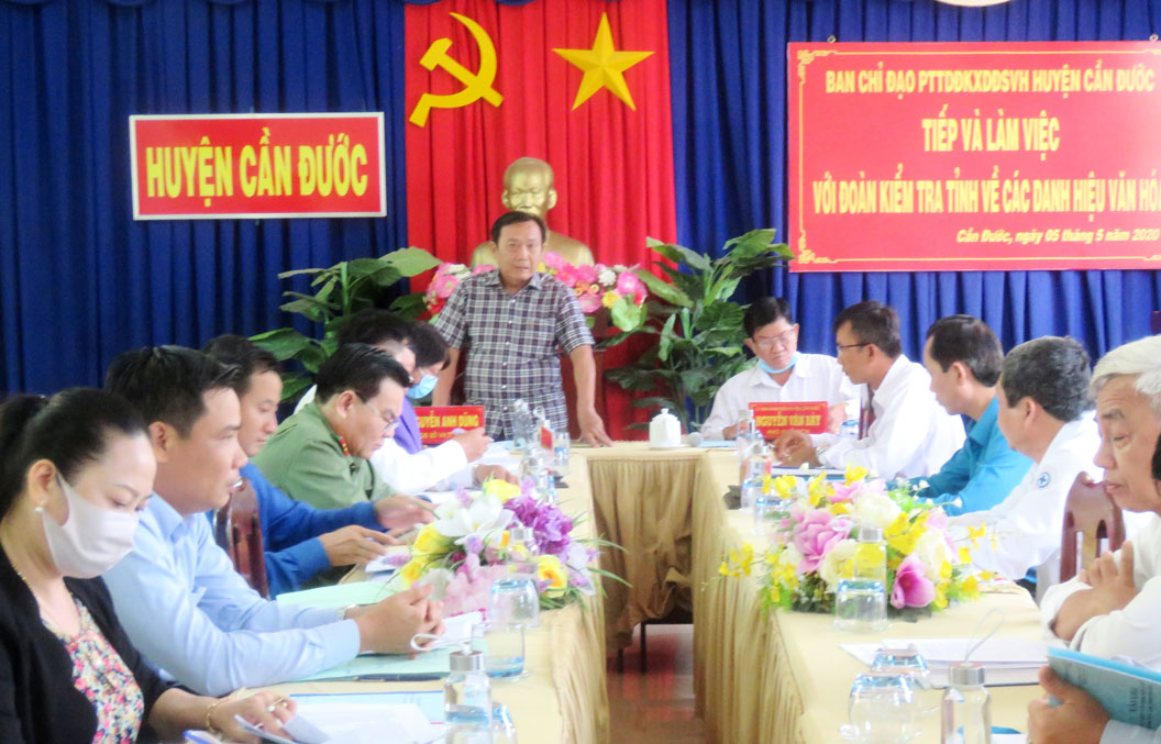 Giám đốc Sở Văn hóa - Thể thao và Du lịch Long An - Nguyễn Anh Dũng phát biểu tại buổi làm việc