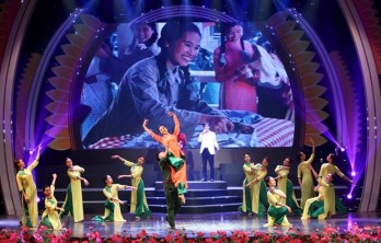 Arts program on way to celebrate President Ho Chi Minh’s birthday