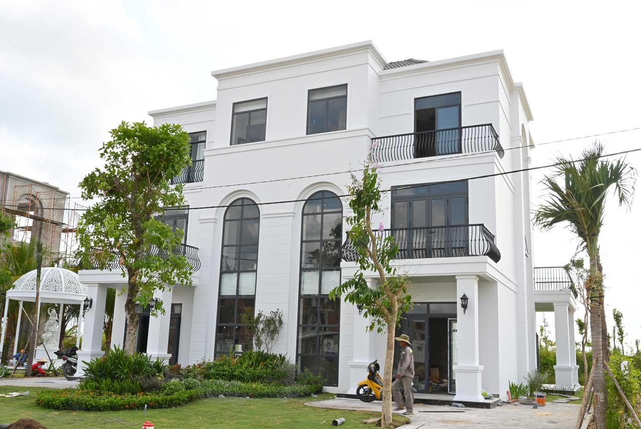 Biệt thự sân golf West Lakes - Nguồn lợi nhuận lớn từ cho thuê ngắn hạn Lượng khách có nhu cầu lưu trú tại sân golf đạt khoảng 30%