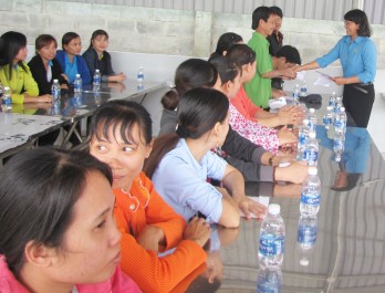 Đẩy mạnh phong trào Toàn dân bảo vệ an ninh Tổ quốc trong công nhân, viên chức, lao động