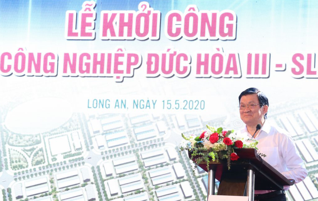 Nguyên Chủ tịch nước - Trương Tấn Sang mong muốn các nhà đầu tư tập trung nguồn lực để sớm hoàn thành, đưa KCN vào hoạt động
