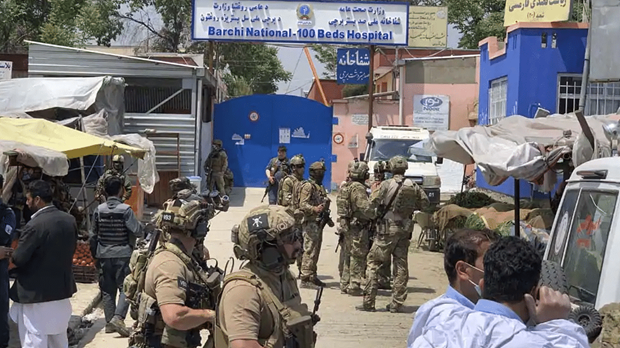 Các lực lượng an ninh Afghanistan tại hiện trường. (Ảnh: Visi)