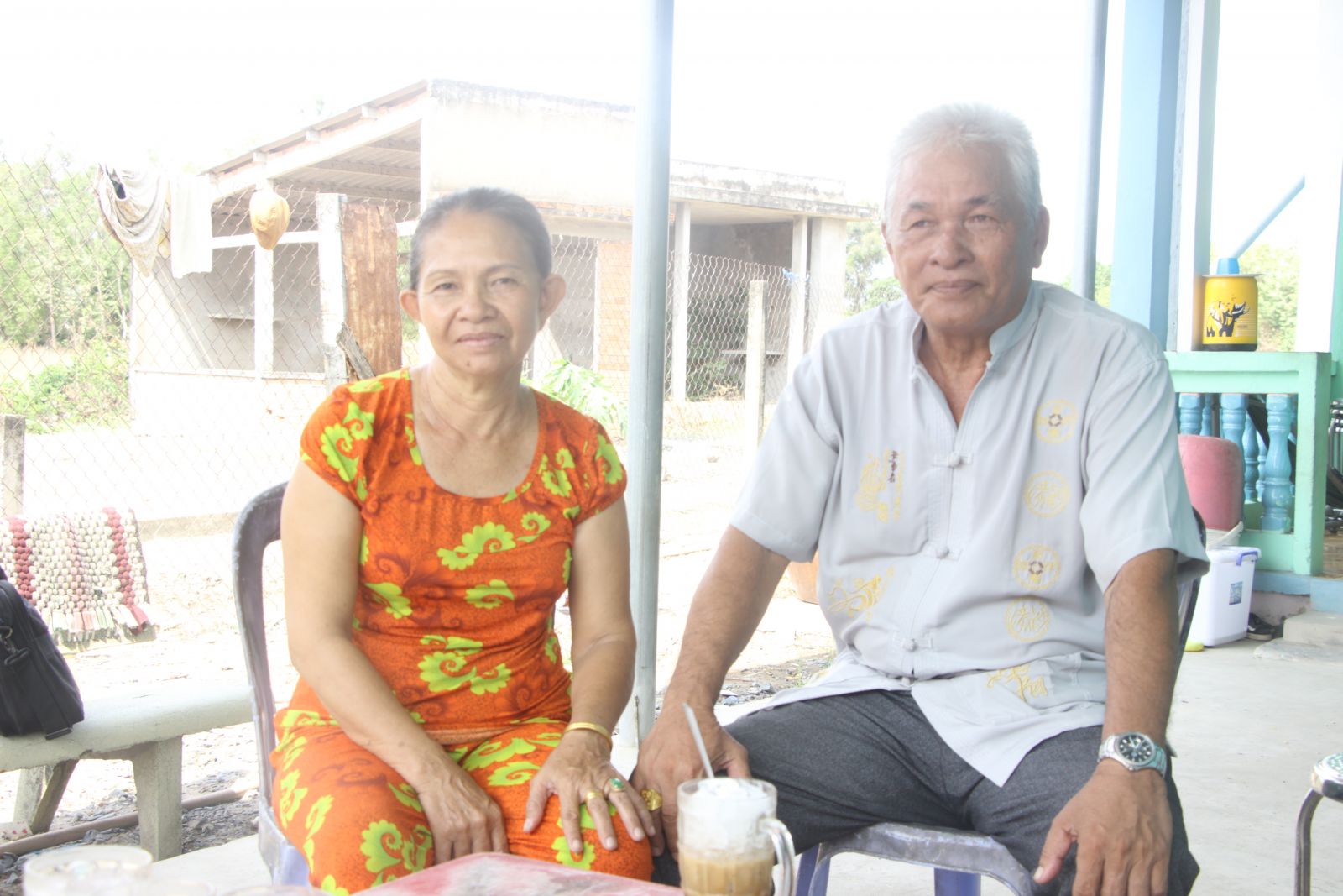 Với gia đình ông Phan Văn Lân, điều quan trọng nhất để gìn giữ hạnh phúc gia đình chính là bí quyết “cơm sôi bớt lửa”