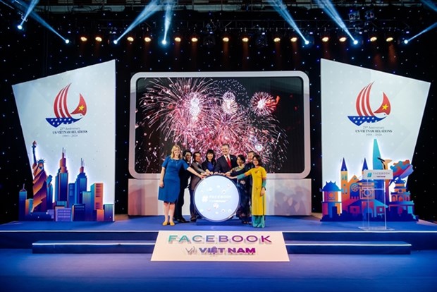 'Facebook for Vietnam' campaign launched Delegates launch the “Facebook for Vietnam” campaign to celebrate the 25th anniversary of Việt Nam - US relations on May 24. — Photo courtesy of Facebook